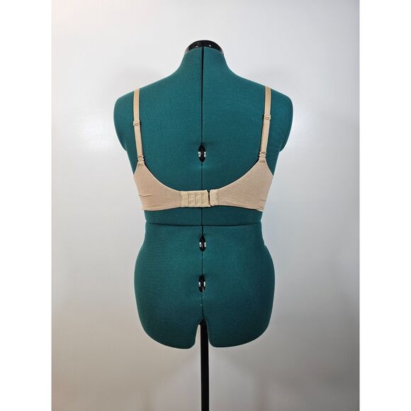 Victoria's Secret Uplift Semi Demi Bra - Picture 2 of 6